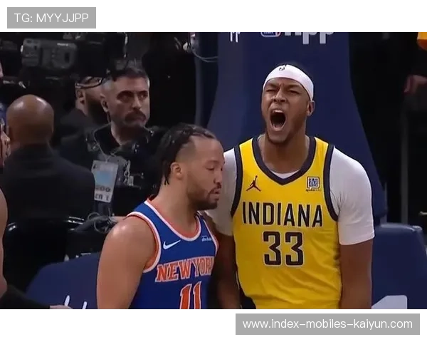 快船官员怒批裁判:这是抢劫